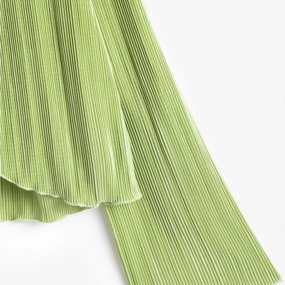 Lettuce Trim Tie Front Textured Blouse - Picture 3 of 6